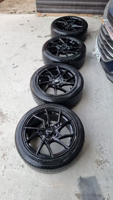 автомобиль: Б/у Колесо Hyundai 225 / 45 / R 17, 10 Болтов