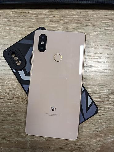 poco k40: Смартфон Xiaomi Mi 8 se в золотисто-розовом цвете, 6\64, miui 12.5.1 — 2