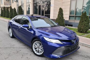 Toyota: Toyota Camry: 2018 г., 2.5 л, Вариатор, Гибрид, Седан