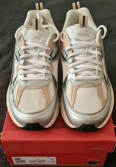 Krasofkalar və idman ayaqqabıları: Puma Milenio Tech ağgümüşübejiviy rənglərin qarışığıdır — 1