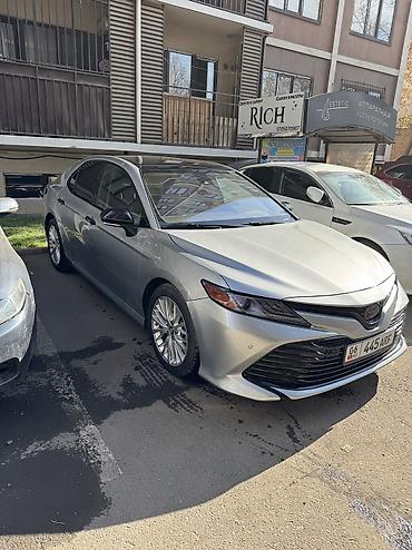 Toyota Camry: 2017 г., 2.5 л, Автомат, Бензин, Седан