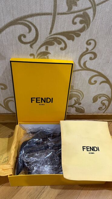 Çəkmələr: Fendi Roma qadın çəkmələri - Model: Nazik dabanlı, sivri burunlu — 6