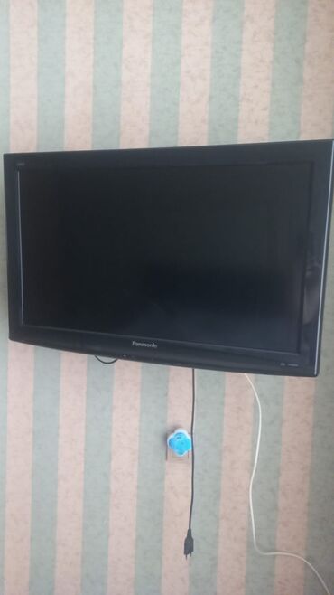 продажа старых телевизоров: Televizor Panasonic LCD 32" HD (1366x768)