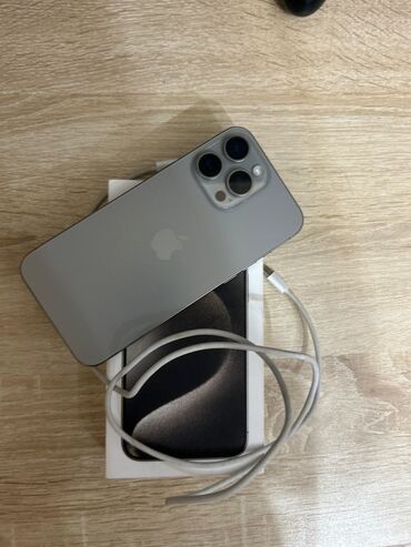 manitor ekran: IPhone 15 Pro Max, 256 GB, Face ID