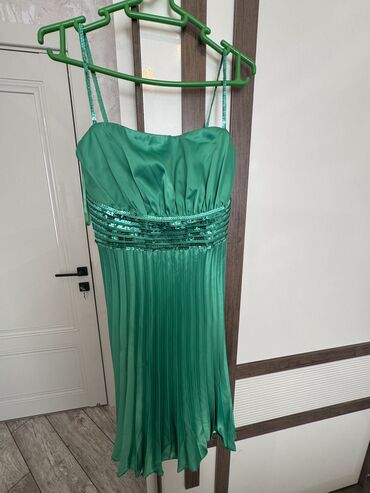 Ziyafət donları: Hamısı birlikdə 100 manat 1,2 dəfə geyilib maksi m,l razmerlər lalafo.az -da Ziyafət donları: Hamısı birlikdə 100 manat 1,2 dəfə geyilib maksi m,l razmerlər