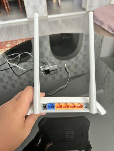 Modemlər və şəbəkə avadanlıqları: TP-Link Ela Vezyetdedir Real aliciya endirim var lalafo.az -da Modemlər və şəbəkə avadanlıqları: TP-Link Ela Vezyetdedir Real aliciya endirim var