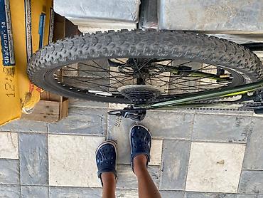suntour: Mongoose 2024 Рама: алюминий размер М Вилка: suntour Тормоза — 8