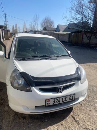 Honda: Honda Fit: 2005 г., 1.3 л, Автомат, Газ, Седан