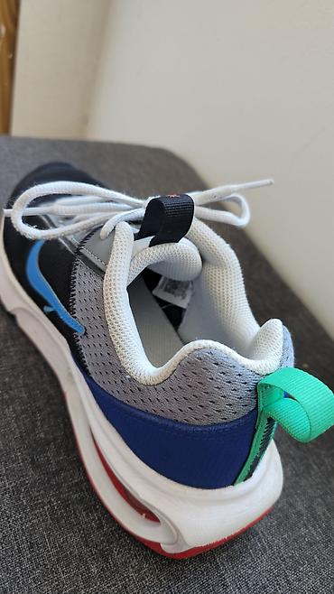 terranova dzemperi: Nike patike – muški/uniseks model sa Air jastučićem u peti u velicini — 4