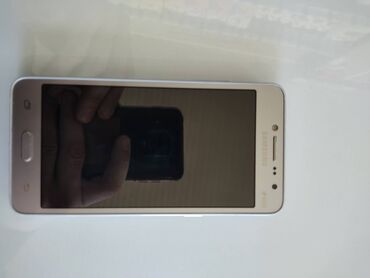 samsung sade telefonlar: Samsung Galaxy J2 Prime, rəng - Qızılı