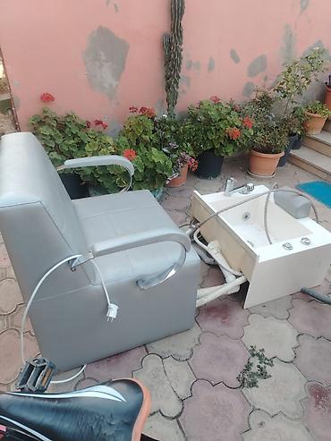 3 d rucka: Salon üçün yuyucu və pedikür avadanlığı dəsti Tərkib: - Saç yuma — 3