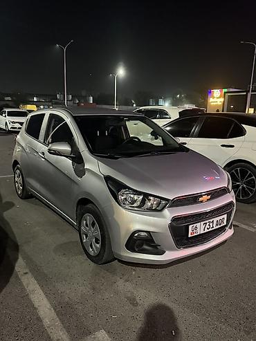 обмен спарк: Chevrolet Spark: 2018 г., 1 л, Автомат, Бензин, Хэтчбэк — 1