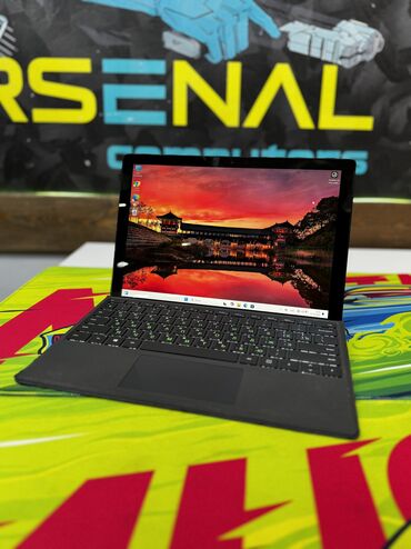 Ноутбуки: Ультрабук, Microsoft Surface, 8 ГБ ОЗУ, Intel Core i5, 12.5 ", Для работы, учебы, память SSD