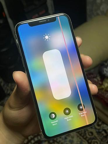 Apple iPhone: IPhone X, Б/у, 64 ГБ, Серебристый, Чехол, 73 % — 3