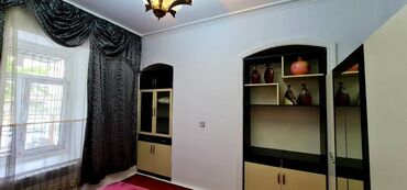 Uzunmüddətli kirayə mənzillər: 28 may, Heydər Əliyev sarayının yanında, 2 mərtəbəli binanın 1-ci — 16