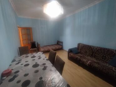 Uzunmüddətli kirayə mənzillər: Zabrat 1 qəsəbəsi Əsas yola piyada 3.4 dəq Məsafə Koroğlu metrosuna — 3