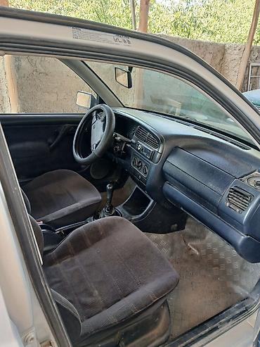 авто в кыргыстане: Volkswagen Vento: 1992 г., 1.8 л, Бензин, Седан — 3