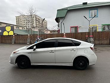 Toyota: Toyota Prius: 2013 г., 1.8 л, Вариатор, Гибрид, Хэтчбэк — 6