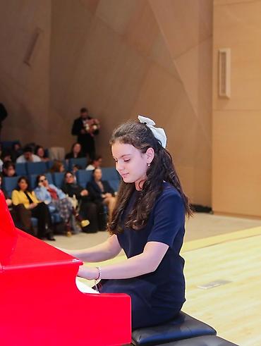 dərs: Piano dersleri.Fortepiano müəllimi.Tədbirlərə və açılışlara dəvət — 2