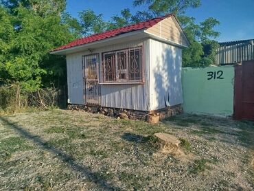 продаю квартиры аламедин 1: Үй, 8 кв. м, 1 бөлмө, Менчик ээси, Эски ремонт