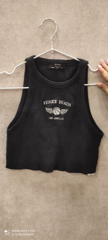 gece koynekleri: Bershka brendidir.S razmer
