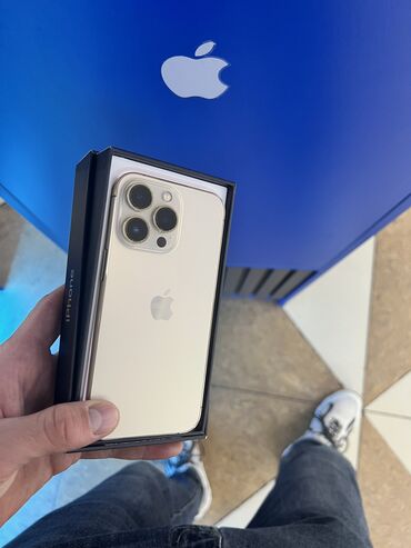 Apple iPhone: IPhone 13 Pro, Б/у, 512 ГБ, Золотой, Защитное стекло, Коробка, В рассрочку, 77 %