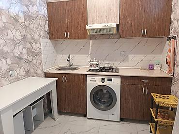 ev alqi satqi agentliyi: Mənzil Xırdalan şəhəri 24 saylı baxça və 3 saylı məktəbin tam yanında — 2