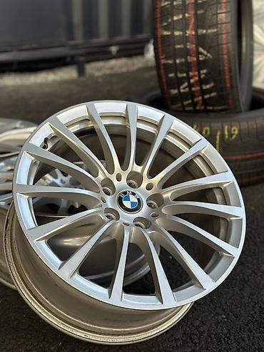 Комплект оригинальных литых дисков BMW (4 шт.) - Диаметр: 19" -