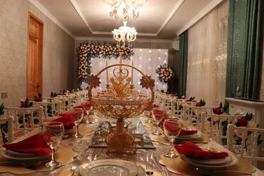 Sifarişlə masa və oturacaq dəstləri: Düz masa, Digər adam sayı, Açılmayan, Zəmanətsiz — 1