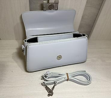 kipling monkey: 🩵 Продаю голубую сумку Стильная и аккуратная сумка с короткой ручкой — 4
