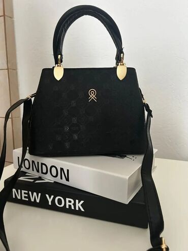 Torbe: Elegantna ženska torba – crna - Model: klasična ručna torba sa — 2