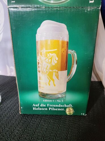 Čaše: Nova krigla,vintaz Holsten Pilsner. Krigla nova,sve na njoj odsjaj od na lalafo.rs — 8 Čaše: Nova krigla,vintaz Holsten Pilsner. Krigla nova,sve na njoj odsjaj od — 8