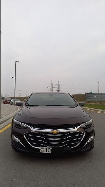 xacmazda ucuz avtomabiller: Chevrolet Malibu sedan - Korpus: 4 qapılı sedan, tünd