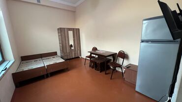 Uzunmüddətli kirayə mənzillər: Kiraye heyet evi Ehmedlide Kohne Gunesli. Istilik kombi sistemidir — 2