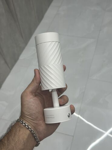 Digər işıqlandırma: Lampası dəyişən raket formalı tavan üstü spot. Metal korpusludur — 11