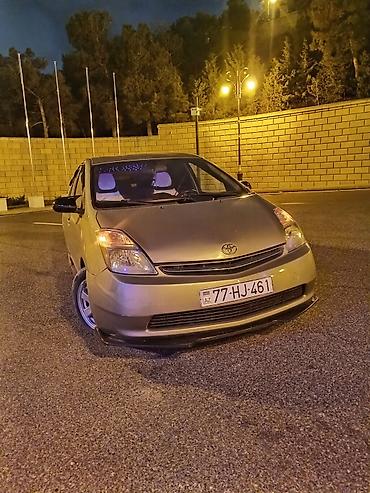 prius qanad: Toyota Prius (ikinci nəsil, sedan/hatçbek gövdə) - Hibrid — 1
