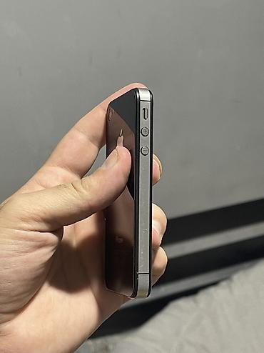 iphone 17: IPhone 4S, 16 GB, Qara — 3