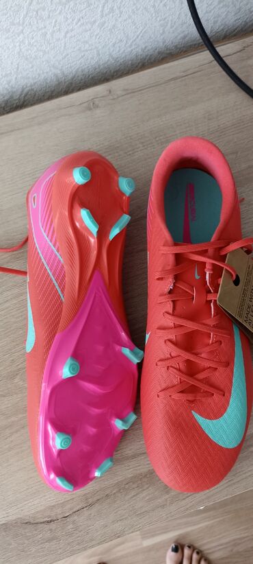гантели для спорта: Nike Mercurial krampon real alıcıya endirim olacaq - Rəng: parlaq