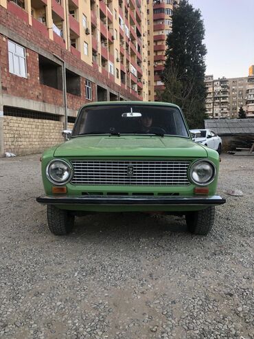 Информатика: Zavod maşındır.vurugu eziyi deyisen detali olmayib.motor most karobka