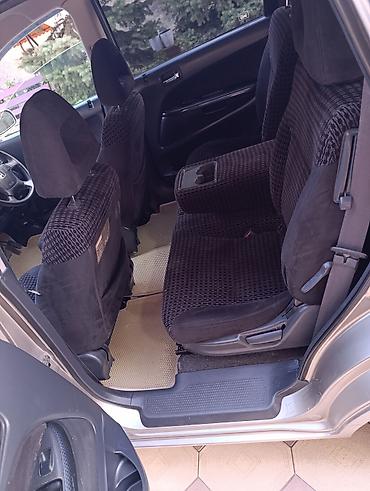 ls 350: Honda Stream: 2001 г., 2 л, Автомат, Бензин, Универсал — 9