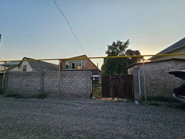 дом с кок жар: Дом, 53 м², 3 комнаты, Агентство недвижимости, Старый ремонт