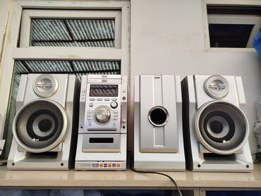 jbl e80 цена: Продаю 3 канальный LG музыкальный центр есть AUX. есть и другие