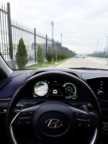 Продажа авто: Hyundai Sonata: 2020 г., 2 л, Автомат, Гибрид, Седан — 7