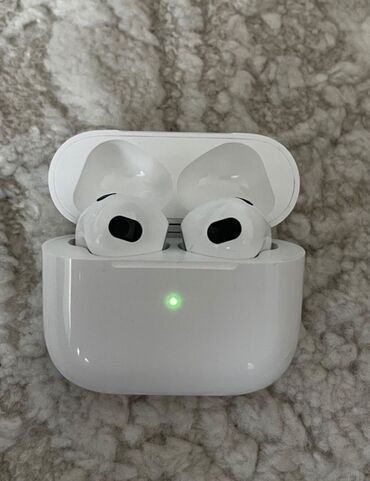 apple наушники с микрофоном: Вкладыши, Apple, Новый, Беспроводные (Bluetooth), Классические