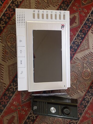 internet tv: Salam işlek vezyetdedi damafon hecbir prablemi yoxdu,,,,,cemi 70 azn