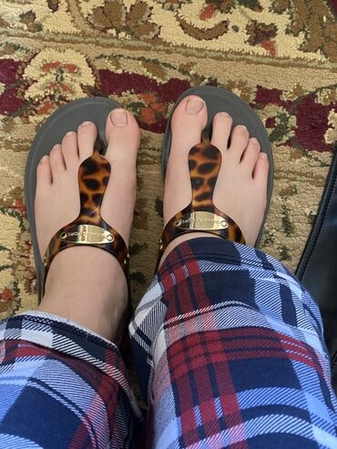 корсети: Элегантные шлепанцы Michael Kors с леопардовым принтом. Эти стильные