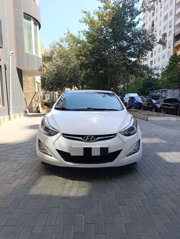 hunday matrix: Hyundai Avante: 1.6 l | 2014 il Sedan