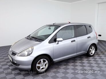 самая дорогая машина в кыргызстане: Honda Jazz: 2004 г., 1.3 л, Автоматические, Бензин, Хэтчбэк