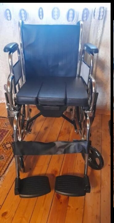 Инвалидные коляски: Salam.əlil arabası yenidir. 200 azn sanitar qovşagi var