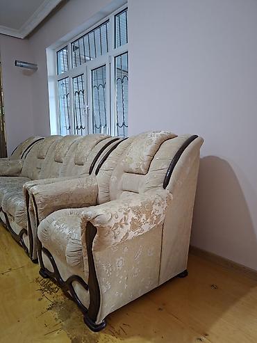 Mebel: İşlənmiş, Klassik divan, 2 kreslo, Bazasız, Açılan — 3